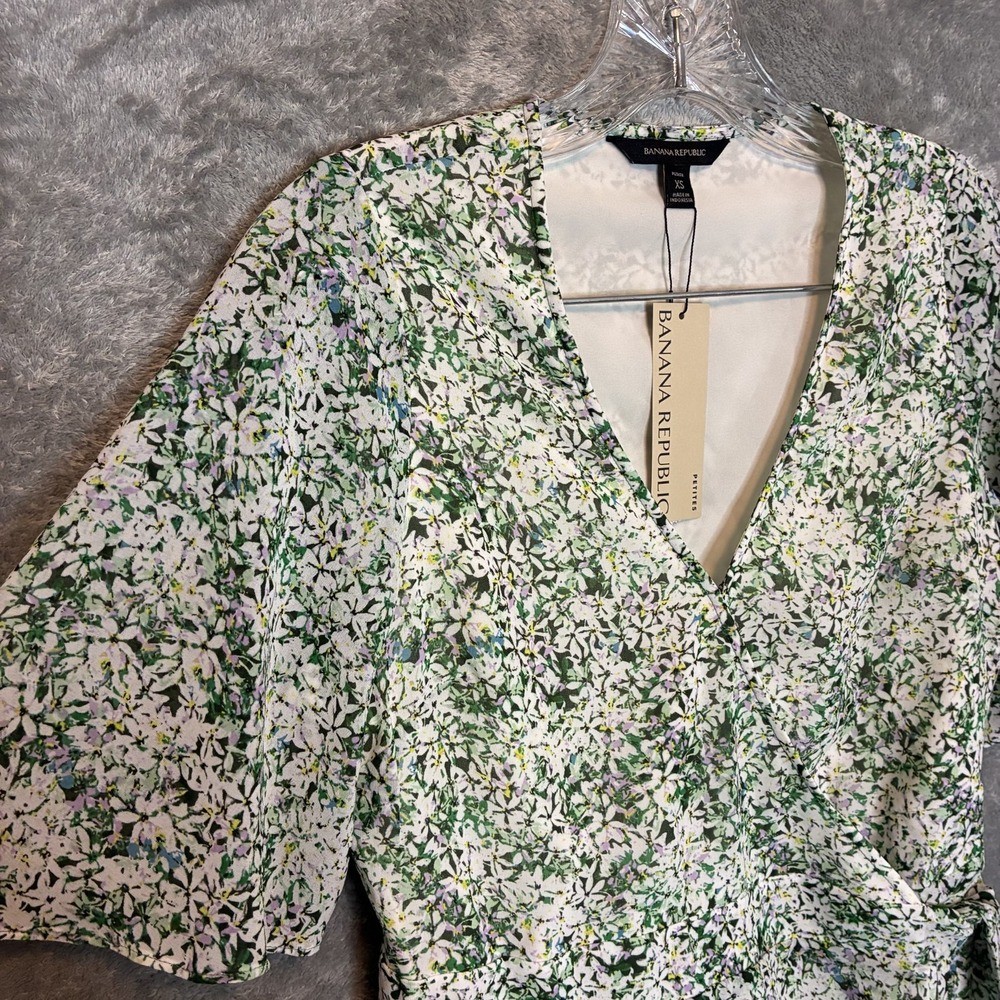 Banana Republic Women Kimono Wrap Blouse XS Petite Peplum Ditsy Floral Romantic